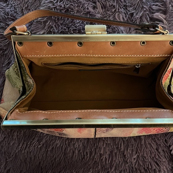 Patricia Nash shoulder bag.  Measurements show in photos, 9 inch strap drop. - Picture 4 of 6